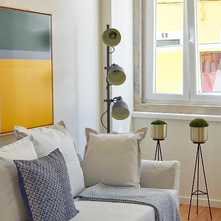 Elegant In Principe Real Apartment Lisbon